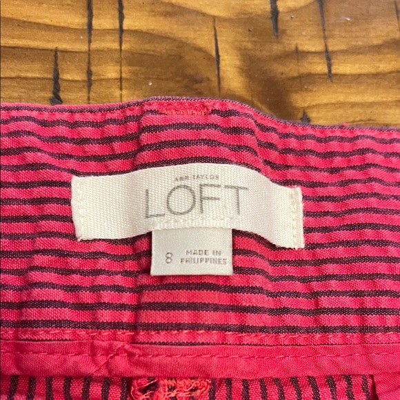 LOFT Red Striped Women's Bermudas - Picture 2 of 3